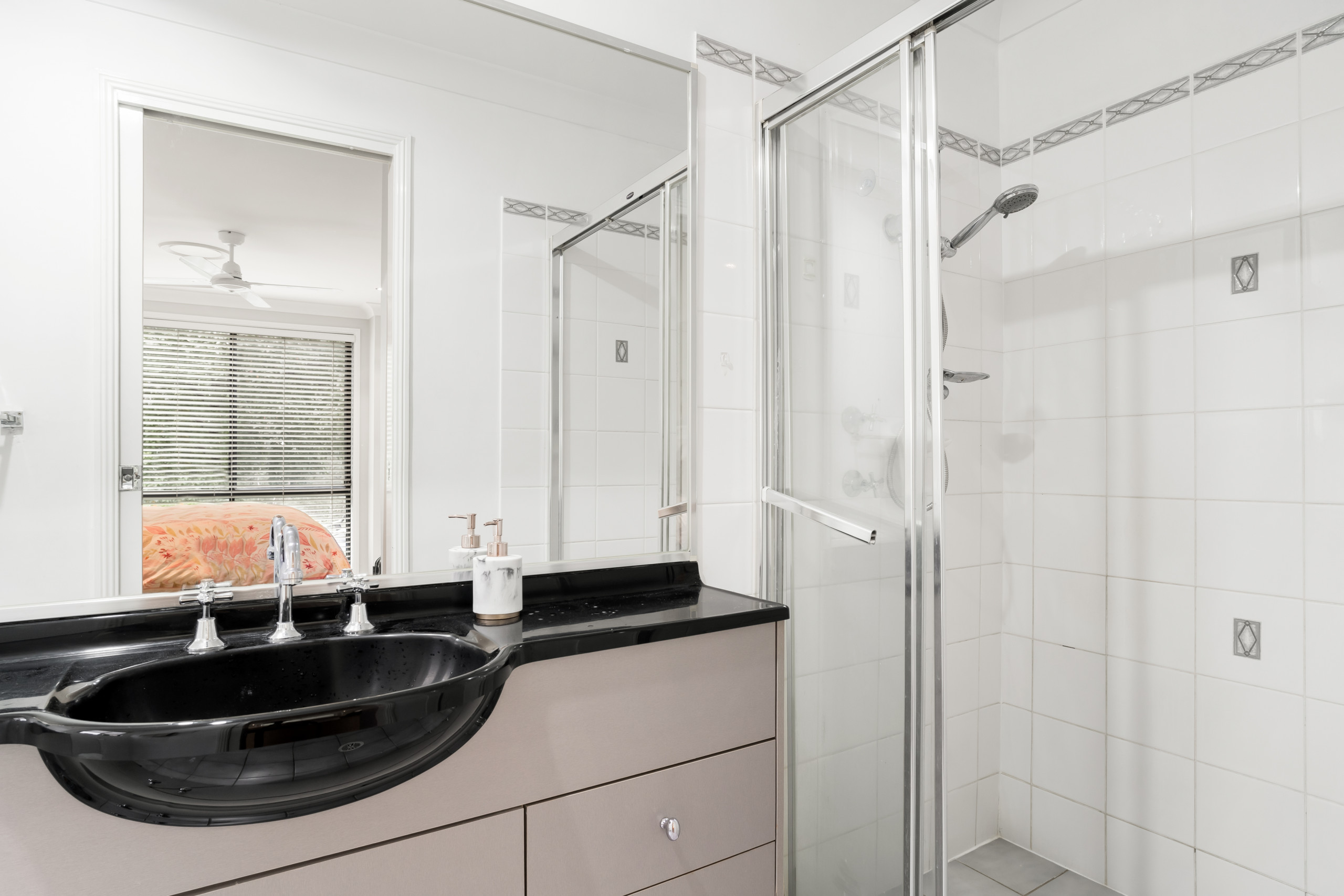 25 Ferraro Crescent, West Hoxton - Thumbnail 4