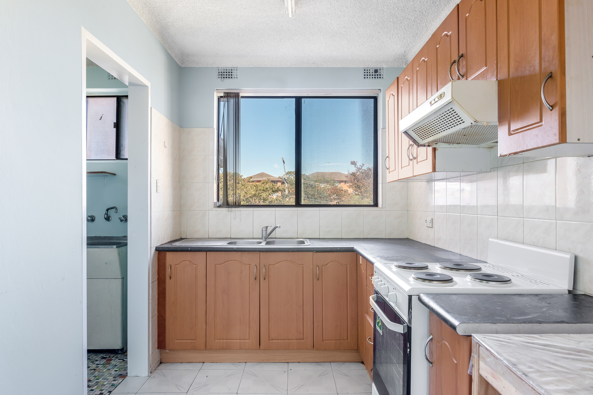 11/98-100 Broomfield Street, Cabramatta - Thumbnail 7