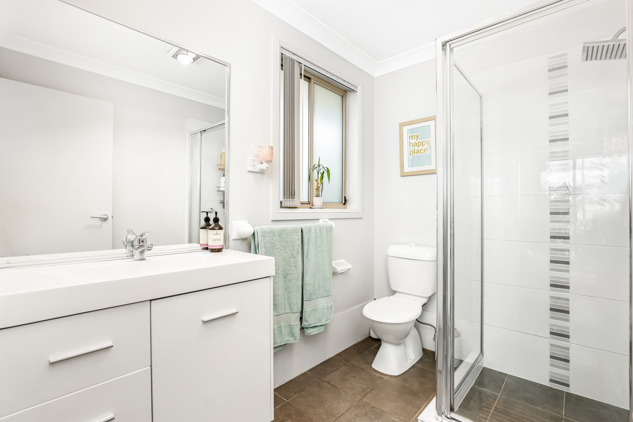 4 Swoffer Avenue, Middleton Grange - Thumbnail 3
