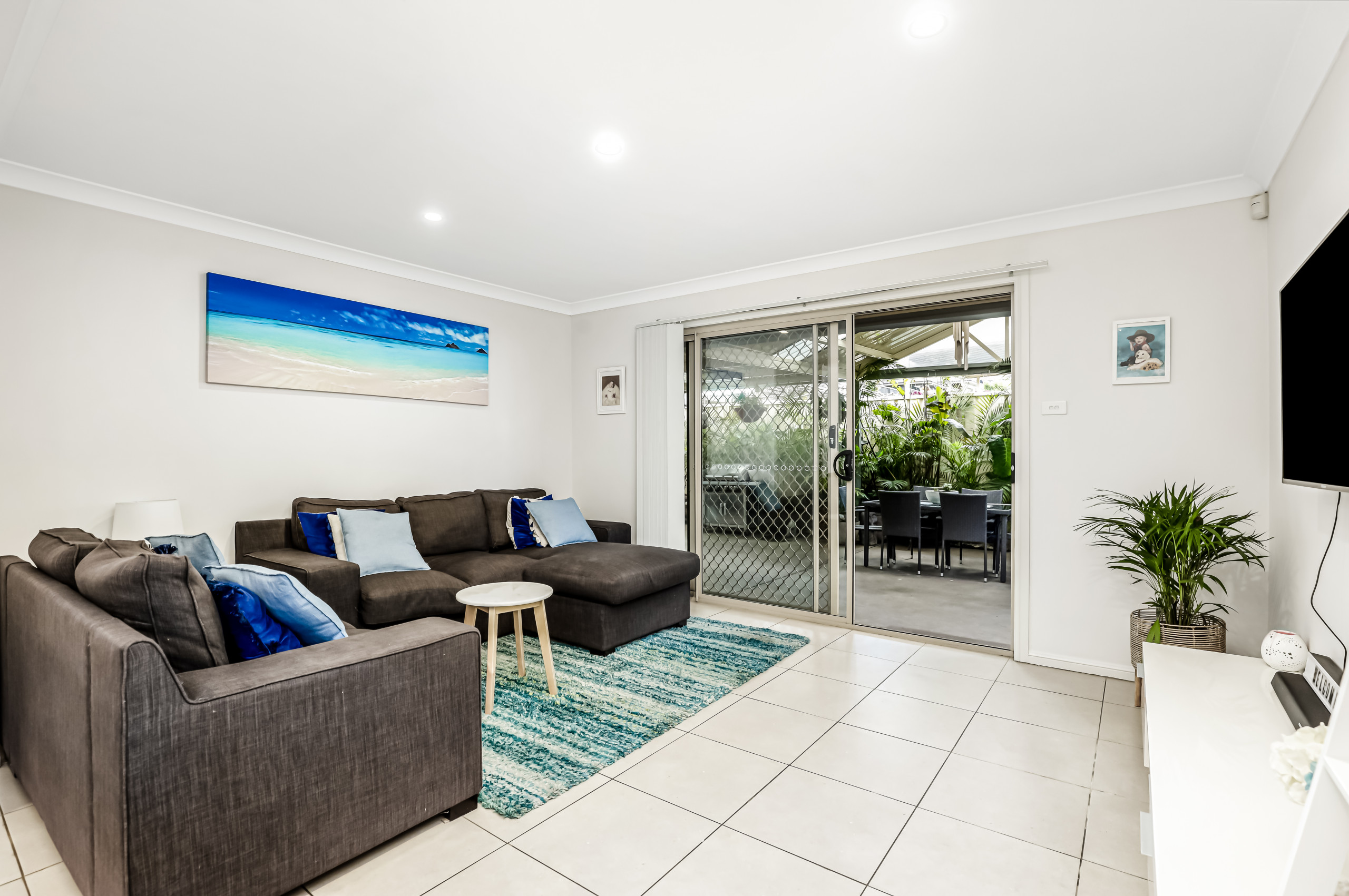 4 Swoffer Avenue, Middleton Grange - Thumbnail 2
