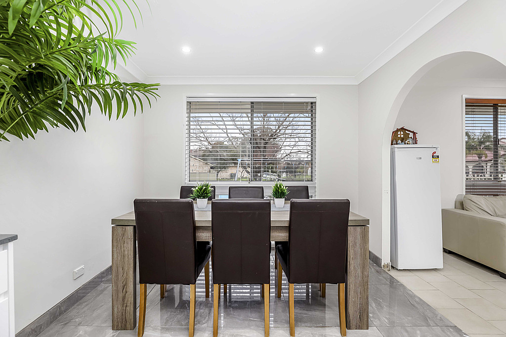 18 Newmen Close, Wetherill Park - Thumbnail 5