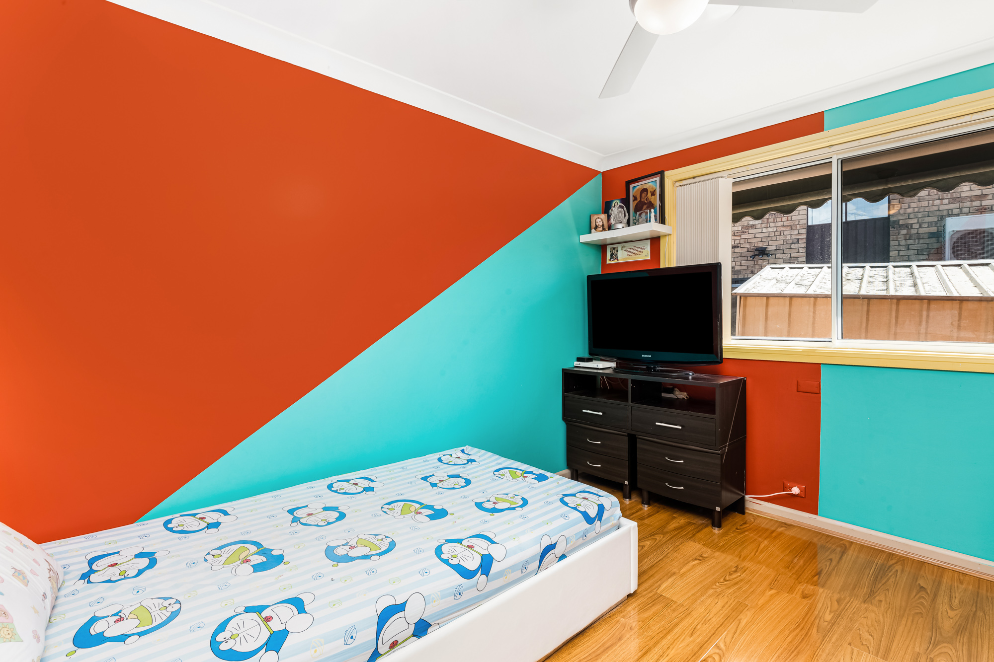 33 South Pacific Avenue, Mount Pritchard - Thumbnail 3