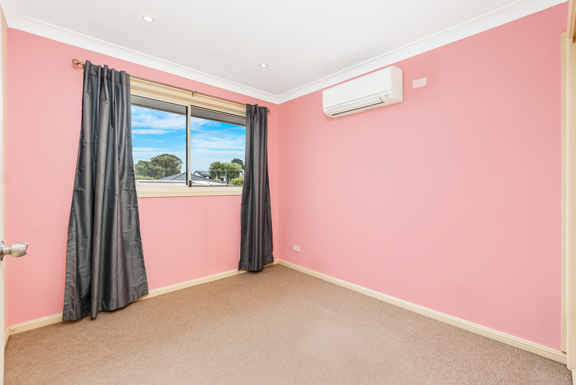 13 Isis Street, Fairfield West - Thumbnail 5