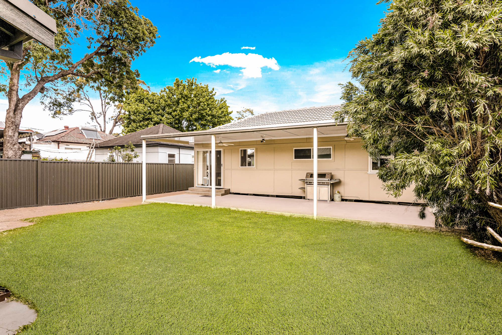 65 Hassall Street, Smithfield - Thumbnail 2
