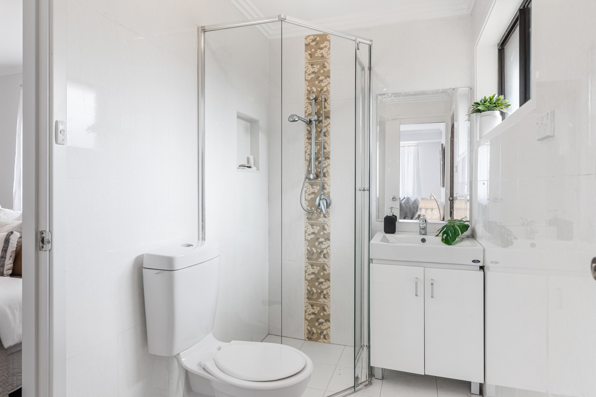 19 Amaroo Street, Bonnyrigg - Thumbnail 4