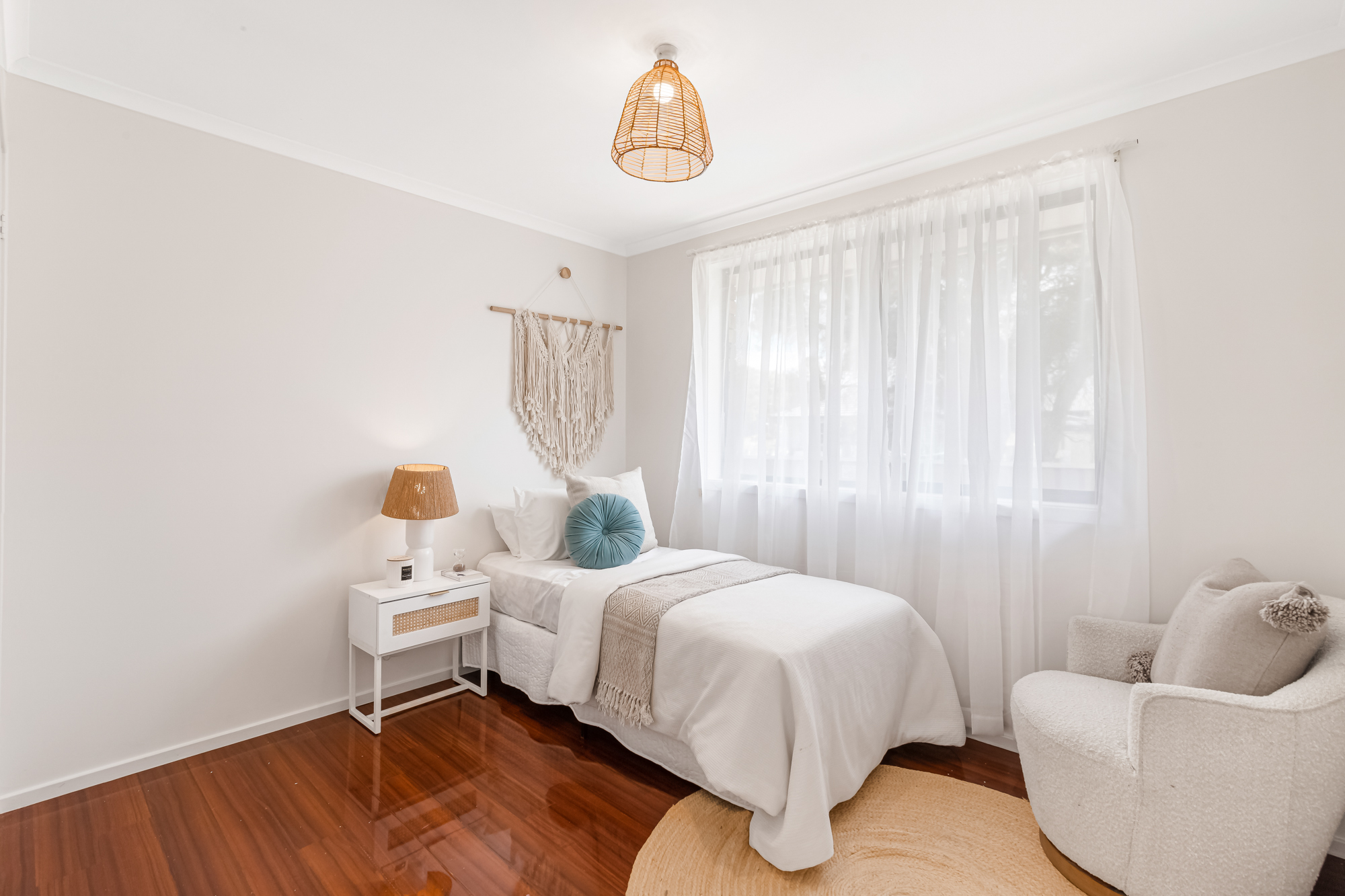 19 Amaroo Street, Bonnyrigg - Thumbnail 6