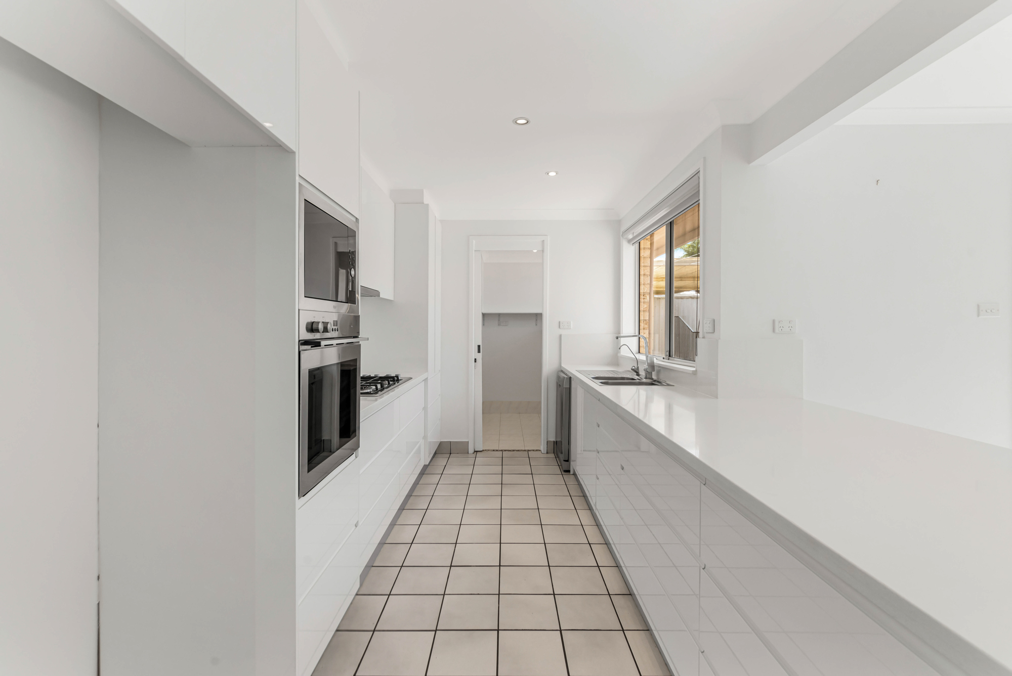22 Martens Place, Abbotsbury - Thumbnail 8