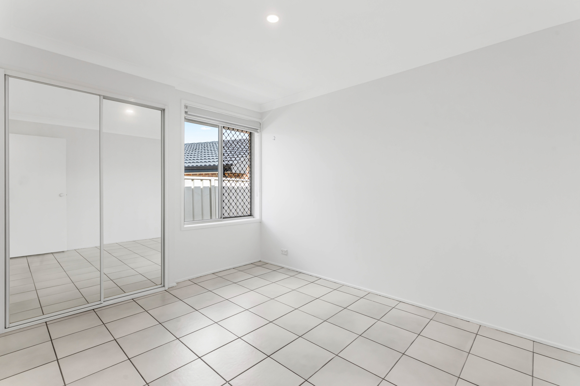 22 Martens Place, Abbotsbury - Thumbnail 4