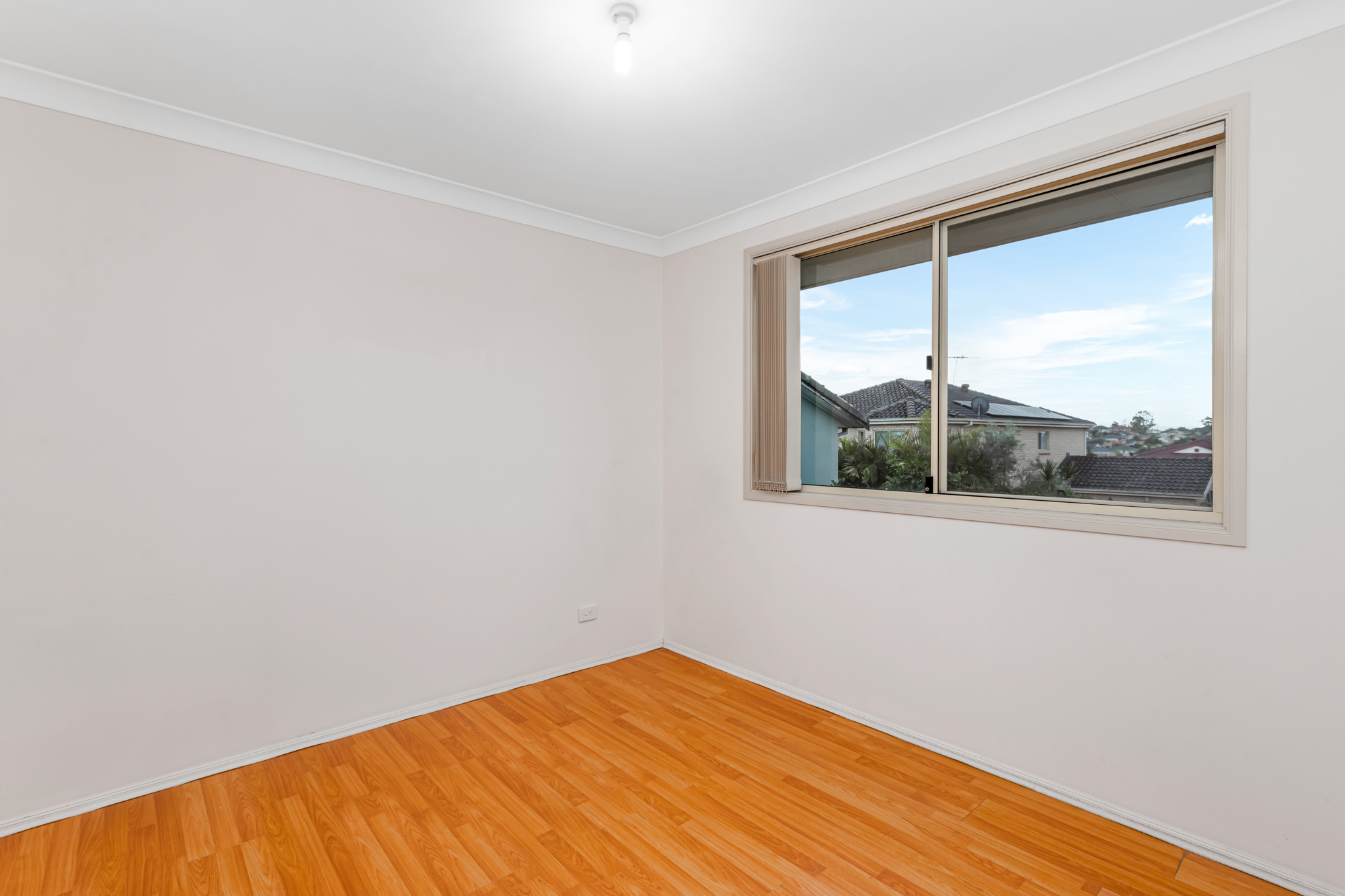 29 Mannow Avenue, West Hoxton - Thumbnail 8