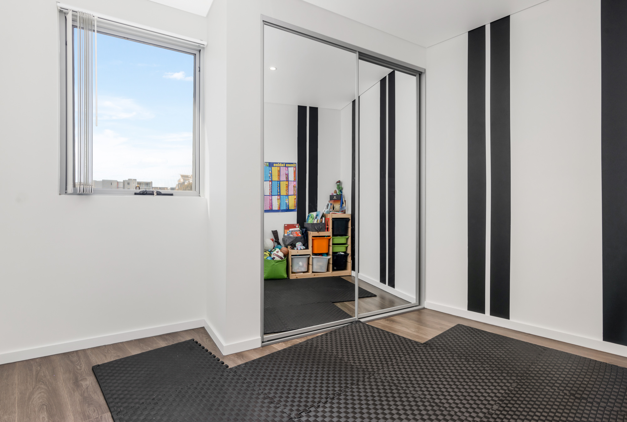 51/57-59 Lachlan Street, Warwick Farm - Thumbnail 4