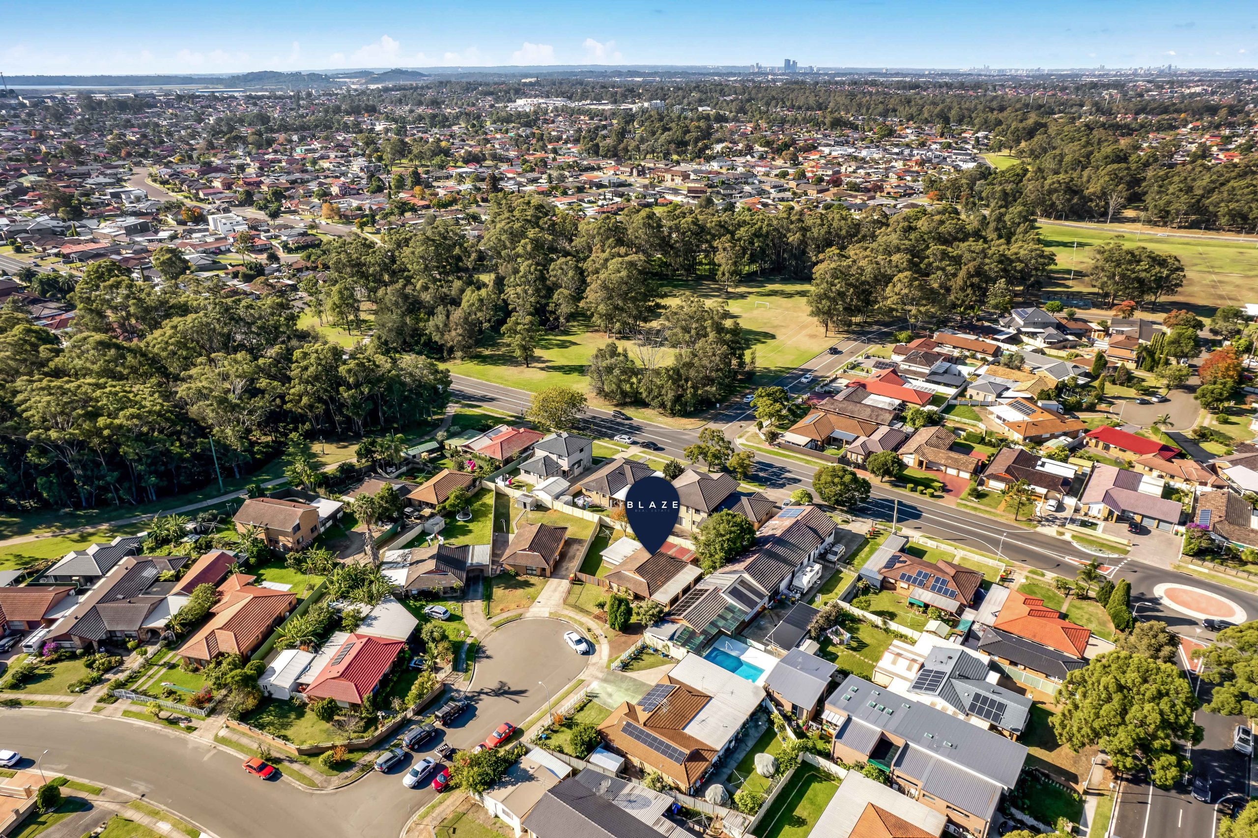 4 Witt Close, Edensor Park - Thumbnail 2