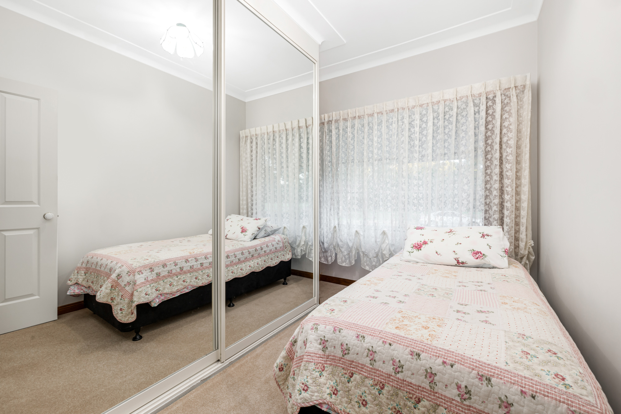 31 Goodacre Avenue, Fairfield West - Thumbnail 8