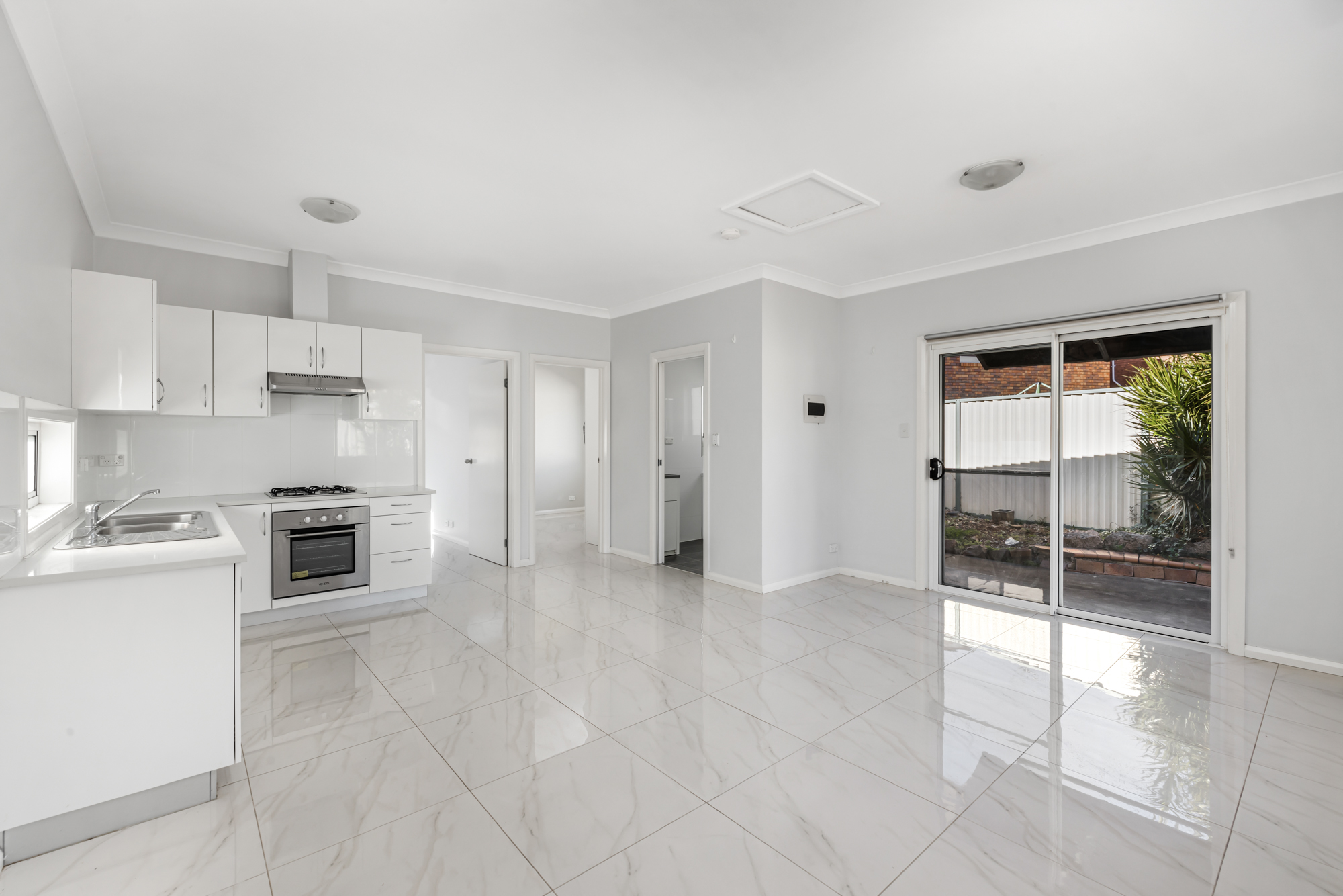 31 Dickens Road, Wetherill Park - Thumbnail 4