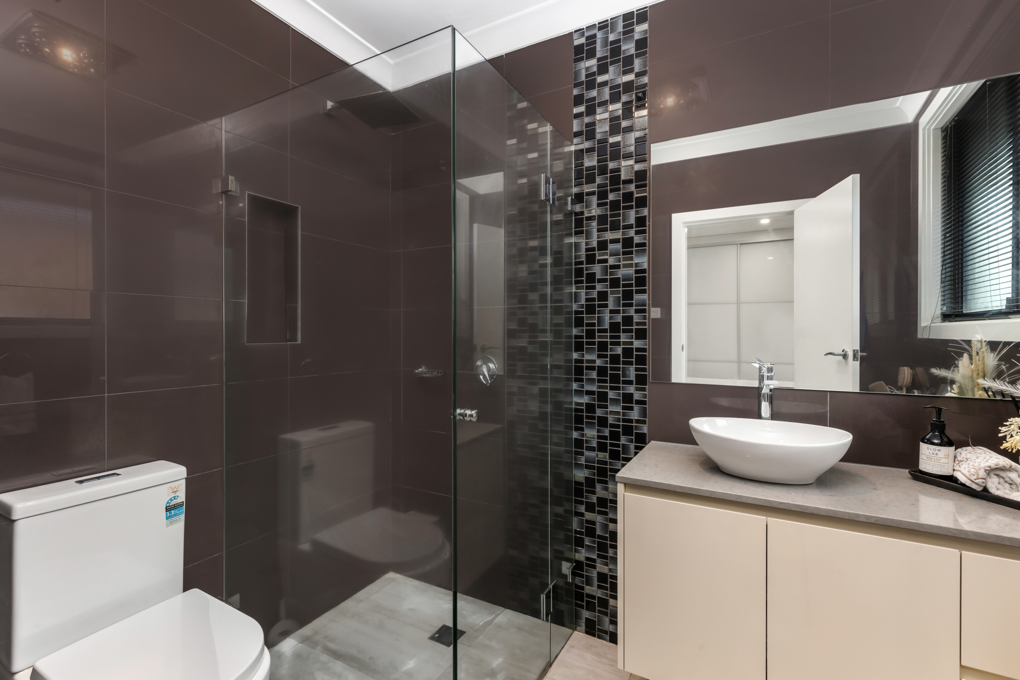 50 Firth Avenue, Green Valley - Thumbnail 8