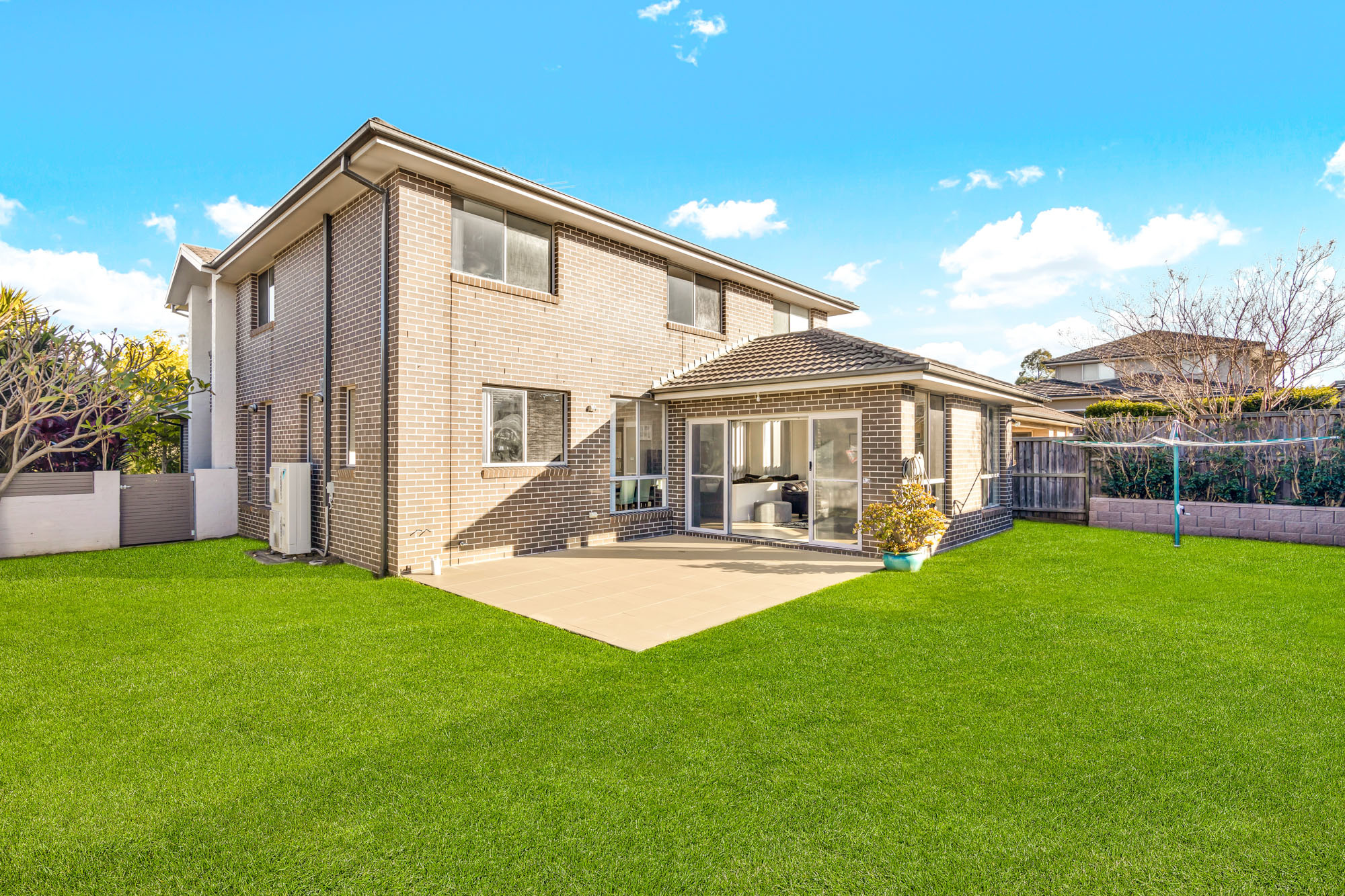 14 Moondarra Drive, West Hoxton - Thumbnail 3