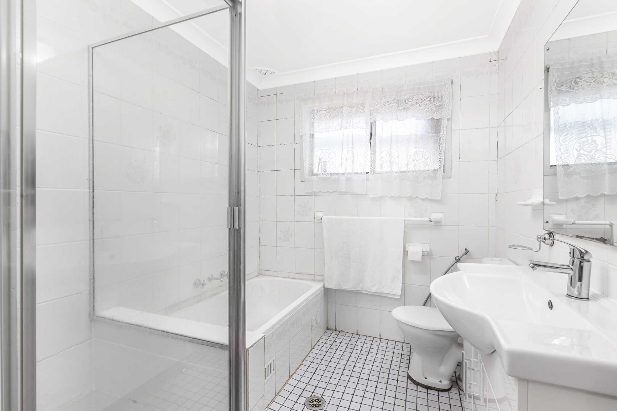 192 Mimosa Road, Bossley Park - Thumbnail 3
