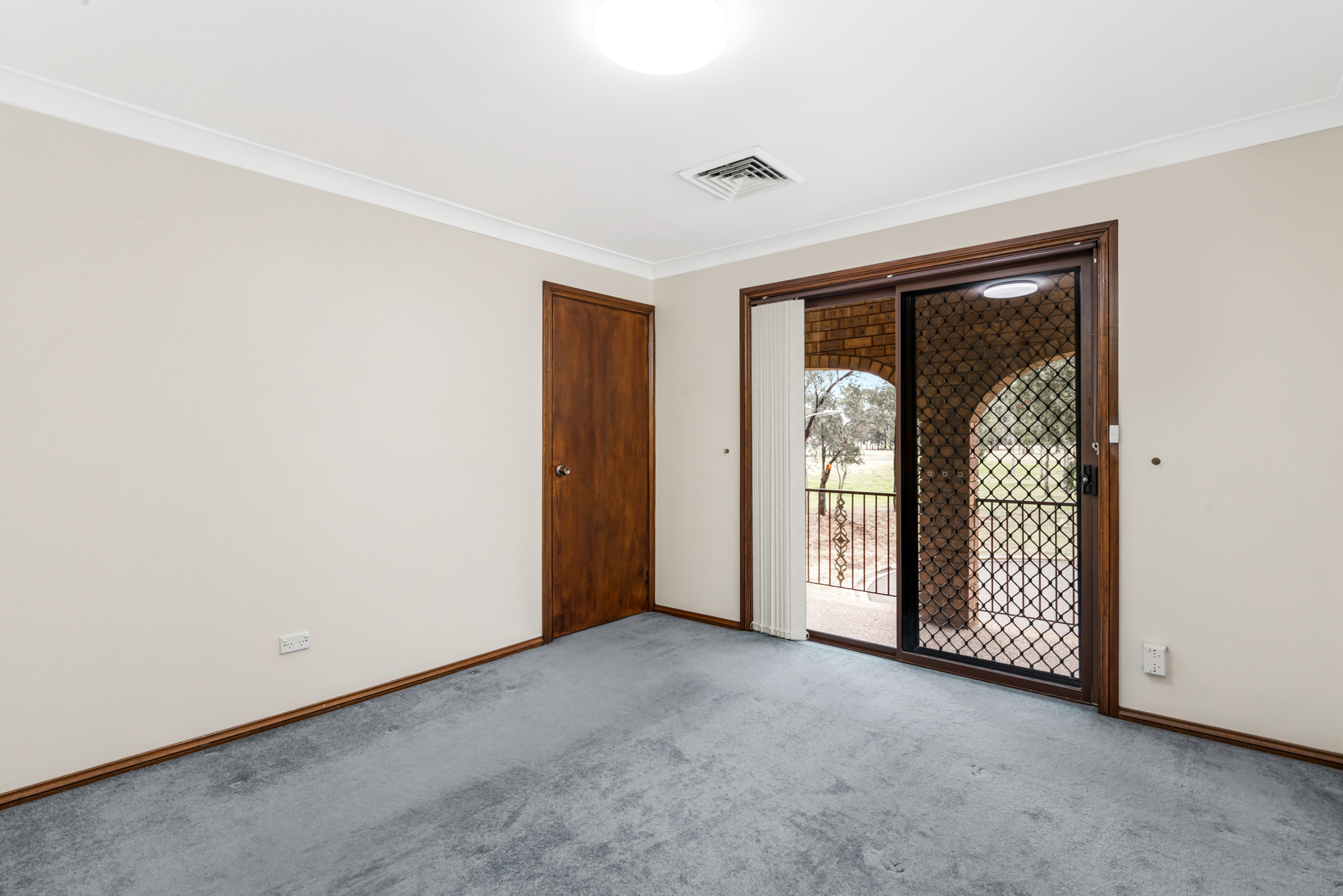 7 Dwyer Close, Fairfield West - Thumbnail 8