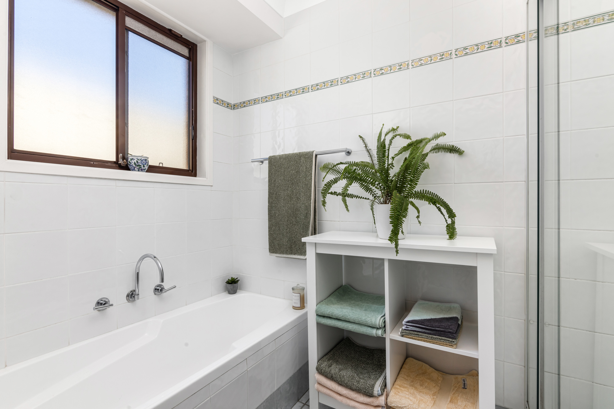 7 Orlando Place, Edensor Park - Thumbnail 2
