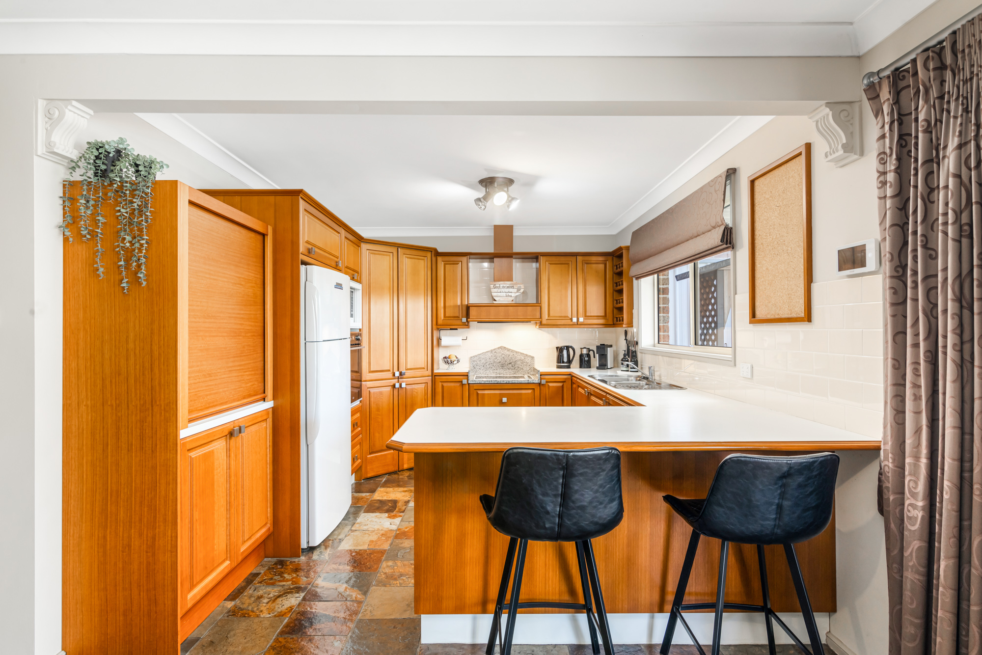 17 Pharlap Street, Bossley Park - Thumbnail 2
