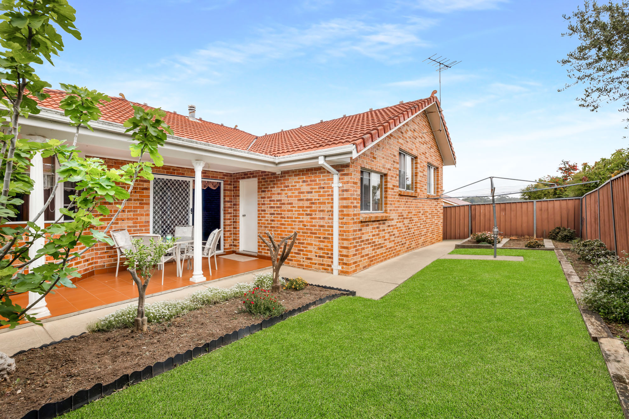 10 Rothbury Street, Edensor Park - Thumbnail 2