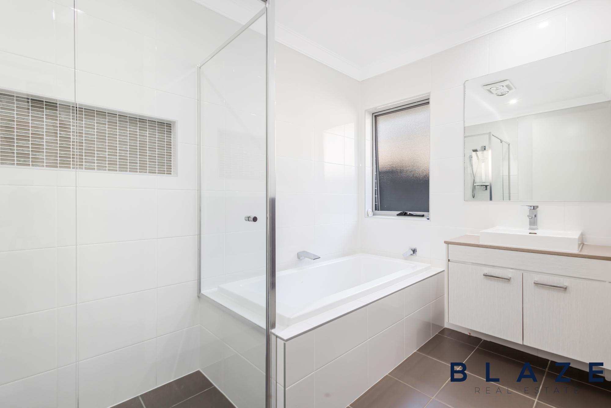 56 Easton Avenue, Spring Farm - Thumbnail 4