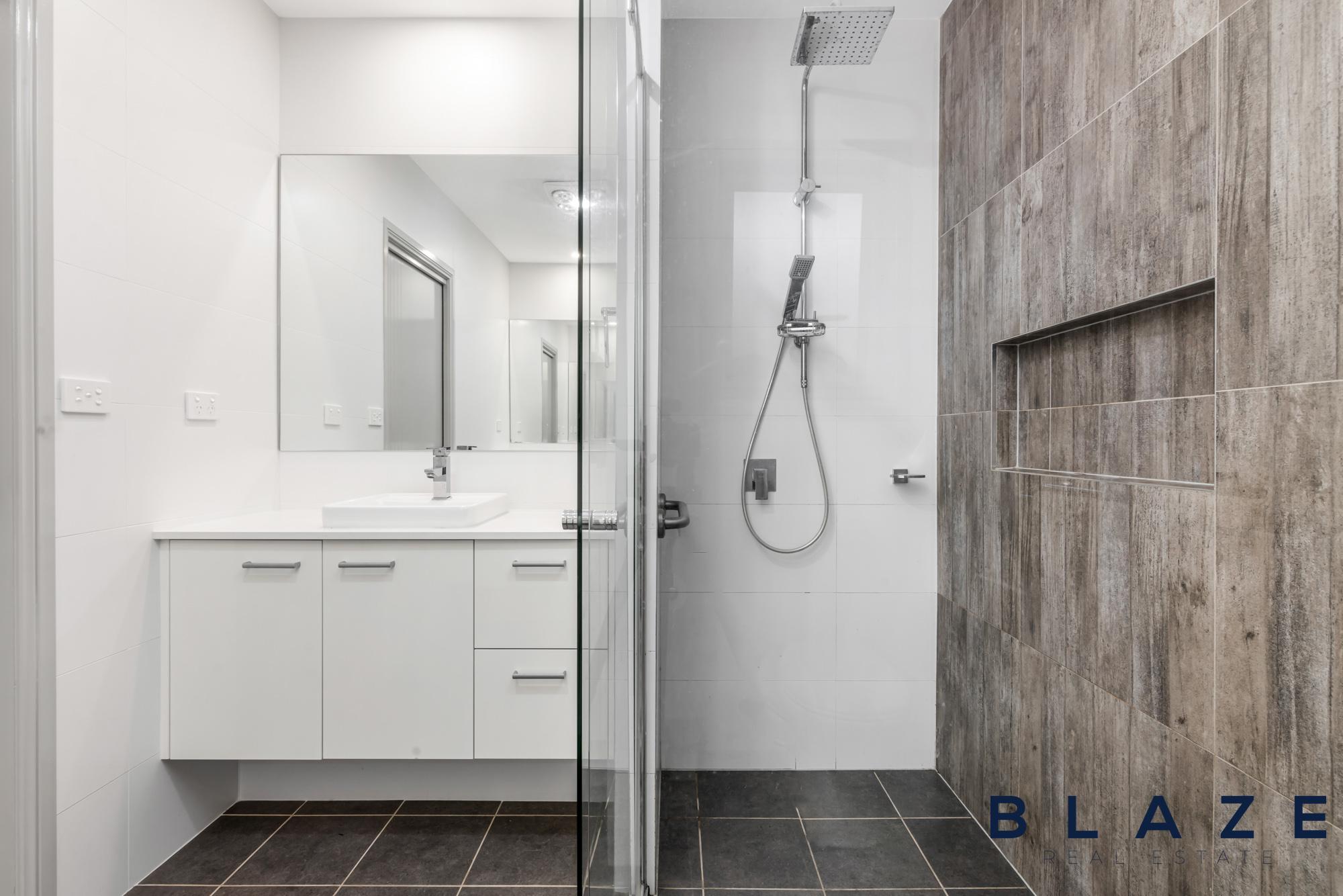 14 Macaulay Street, Wetherill Park - Thumbnail 8