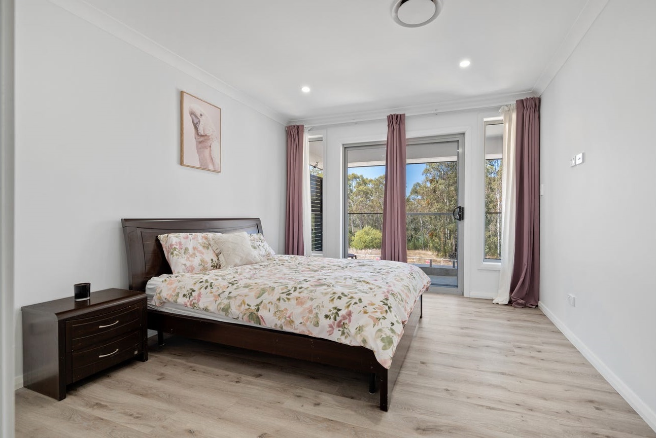 90 Poulton Terrace, Campbelltown - Thumbnail 3