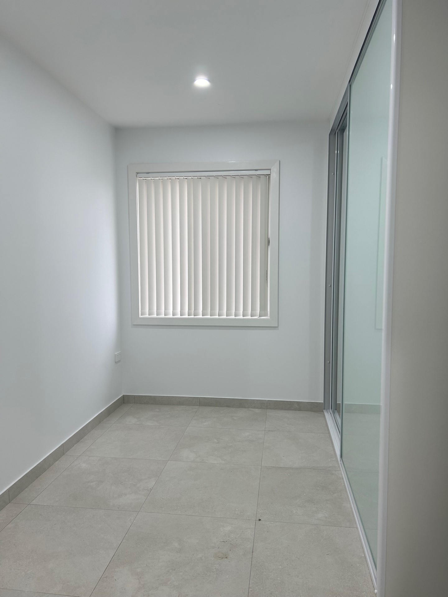 57 Guernsey Street, Busby - Thumbnail 4