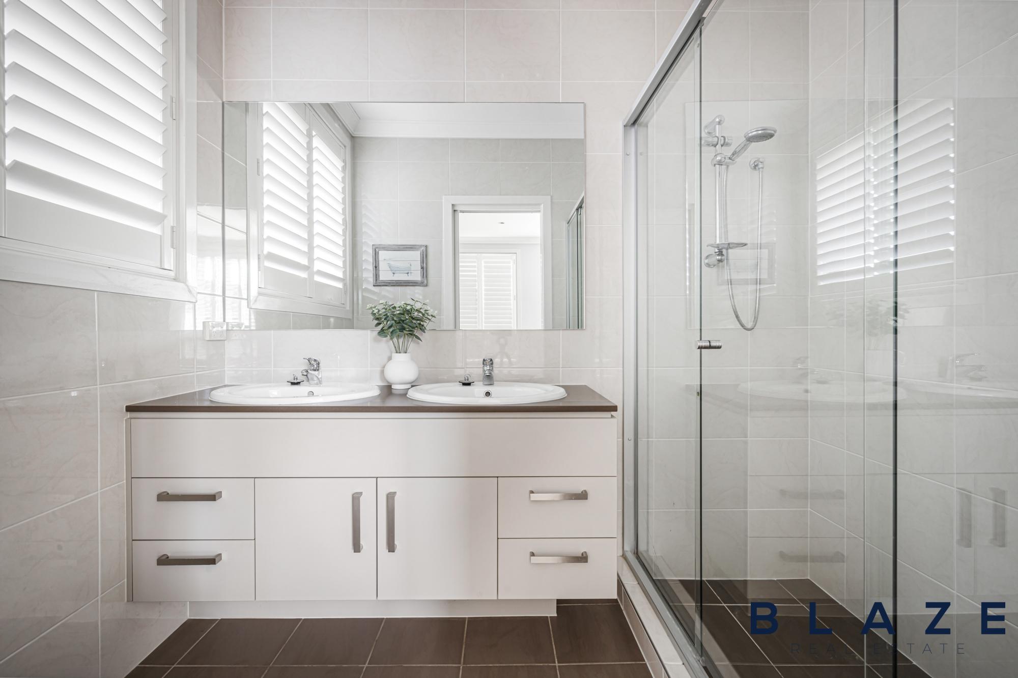 12 Bluey Street, Middleton Grange - Thumbnail 5