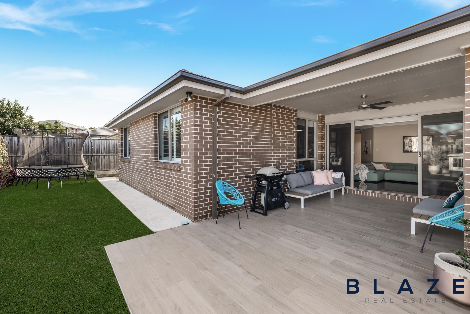 12 Bluey Street, Middleton Grange - Thumbnail 2