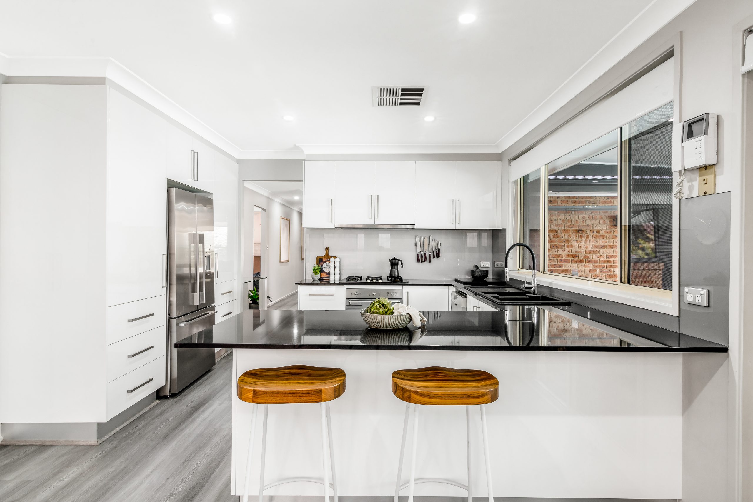 72 Stockdale Crescent, Abbotsbury - Thumbnail 5