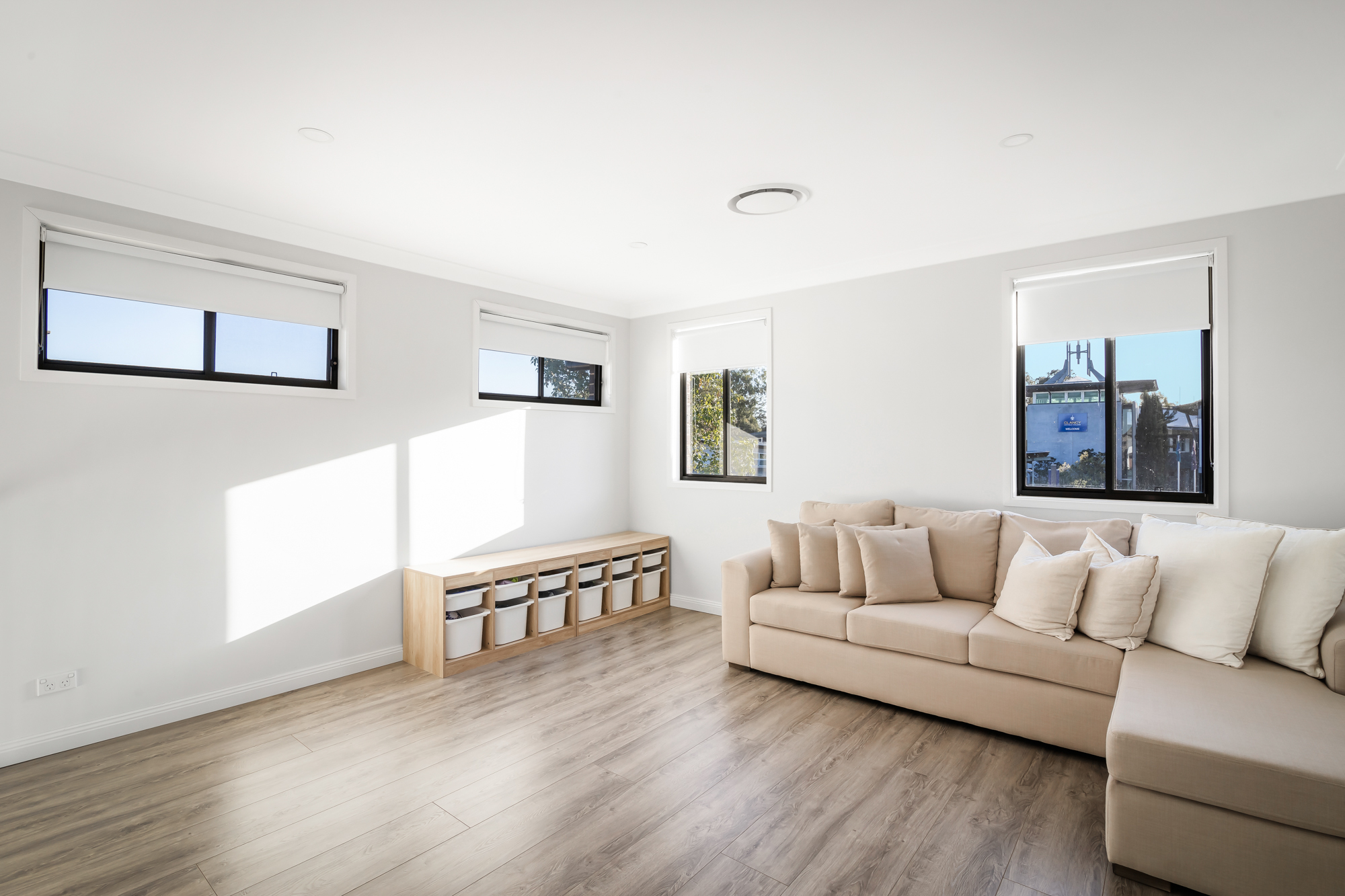 200 Carmichael Drive, West Hoxton - Thumbnail 4