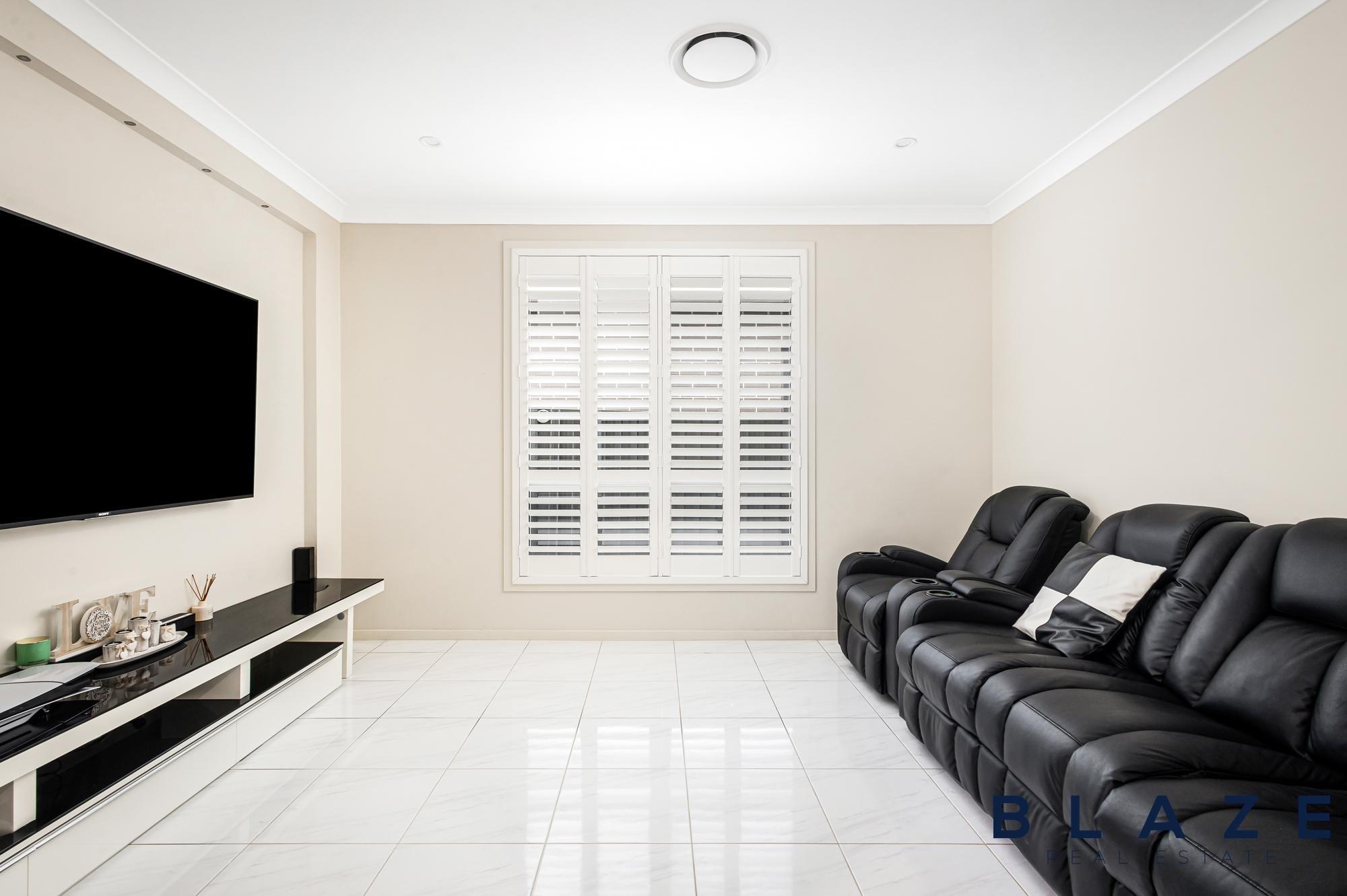 25 Bravo Avenue, Middleton Grange - Thumbnail 7