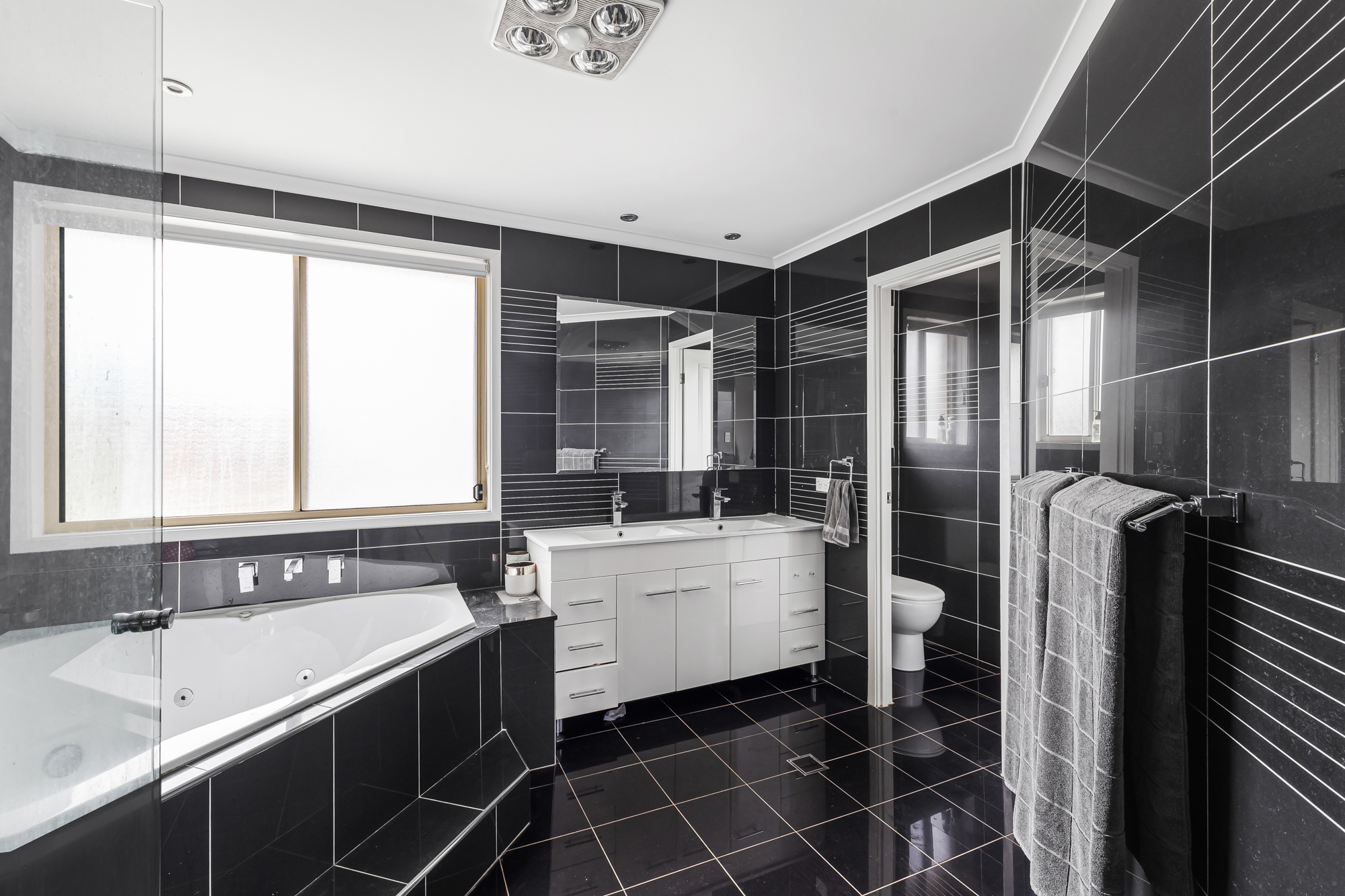 14 Saltbush Place, Bossley Park - Thumbnail 4