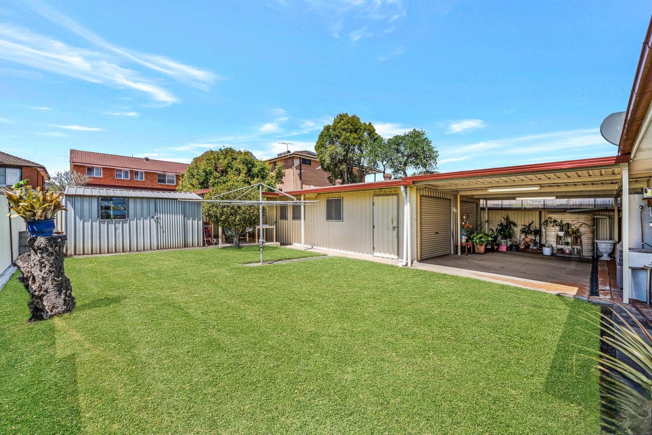 21 Sunny Place, St Johns Park - Thumbnail 2
