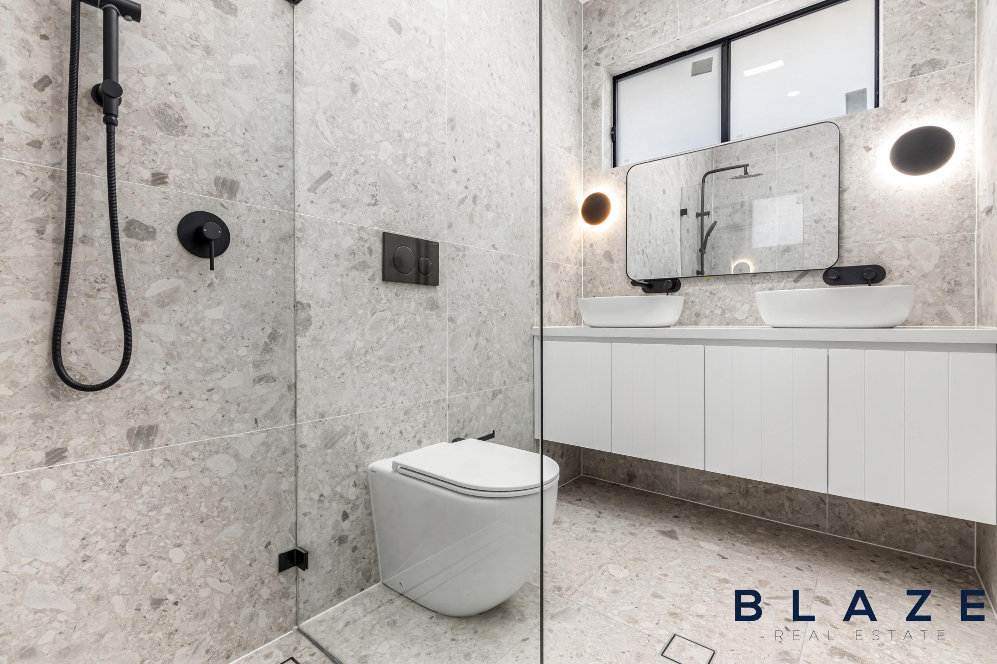 80 Brassil Avenue, Claymore - Thumbnail 2