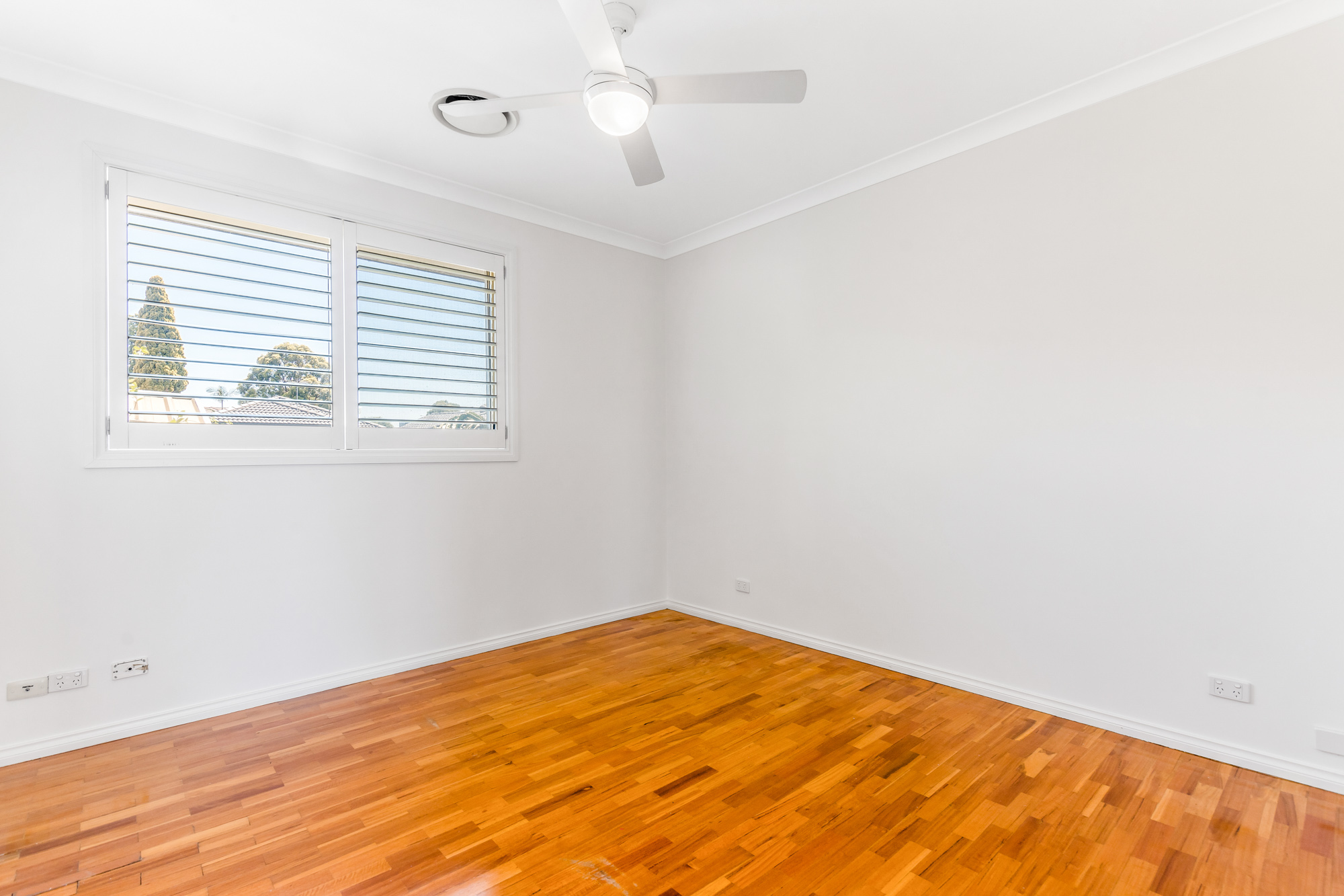 8 Dransfield Road, Edensor Park - Thumbnail 8