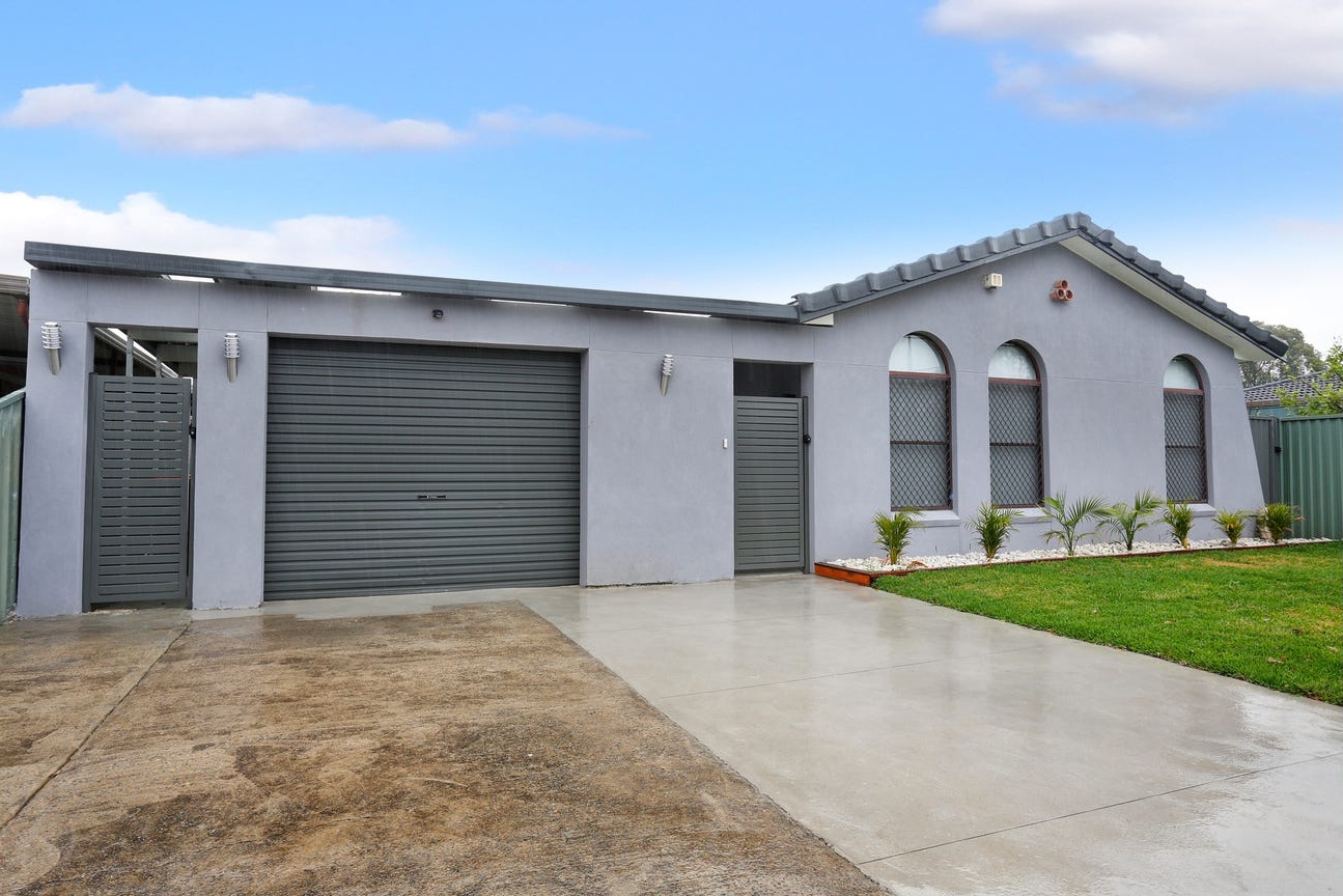 2 Christie Street, Prairiewood - Thumbnail 3