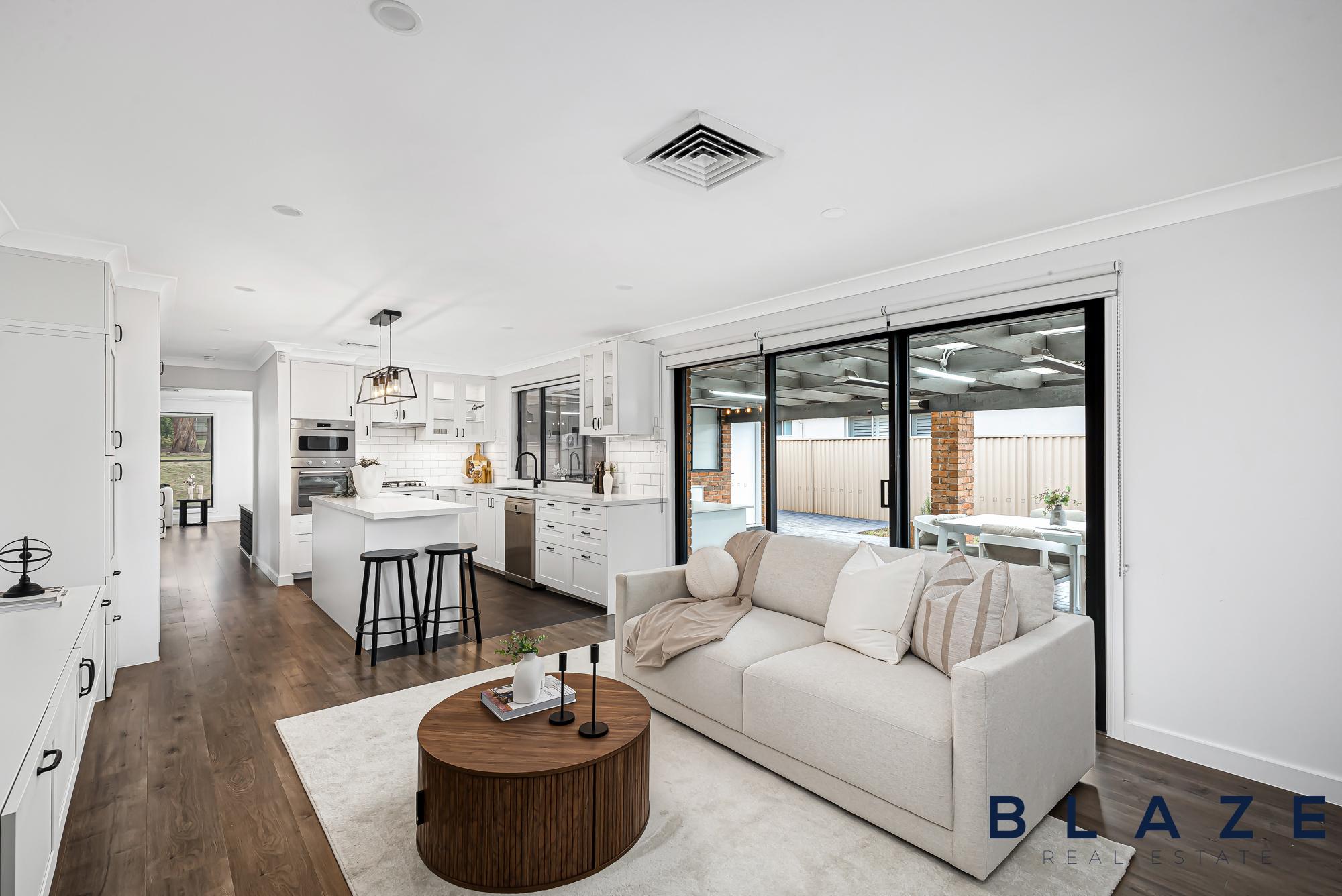 5 Stockdale Crescent, Abbotsbury - Thumbnail 3