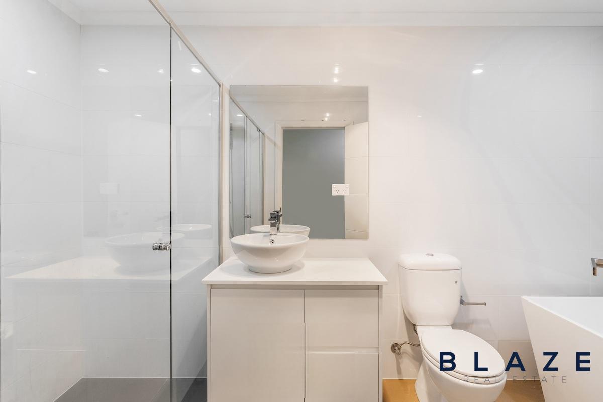 4 Evans Street, Fairfield Heights - Thumbnail 4