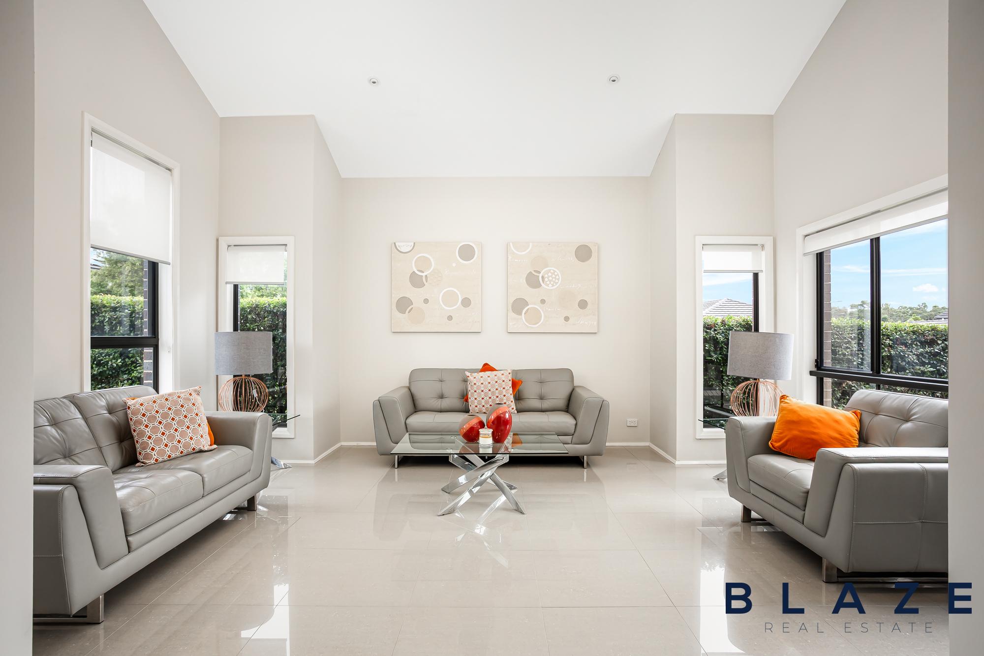 18 Charlie Street, Middleton Grange - Thumbnail 3