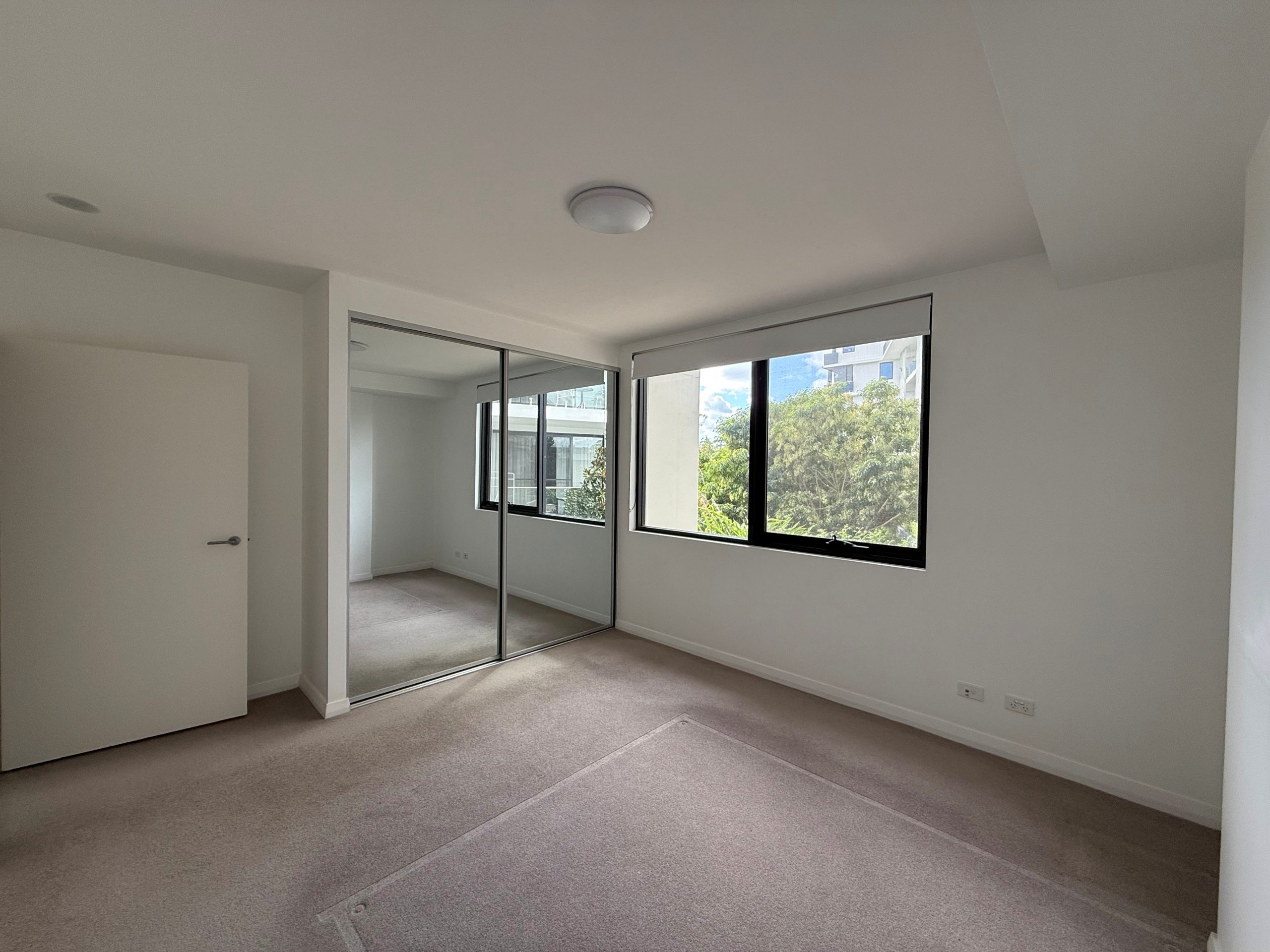 202A/2 Calabria Lane, Prairiewood - Thumbnail 4
