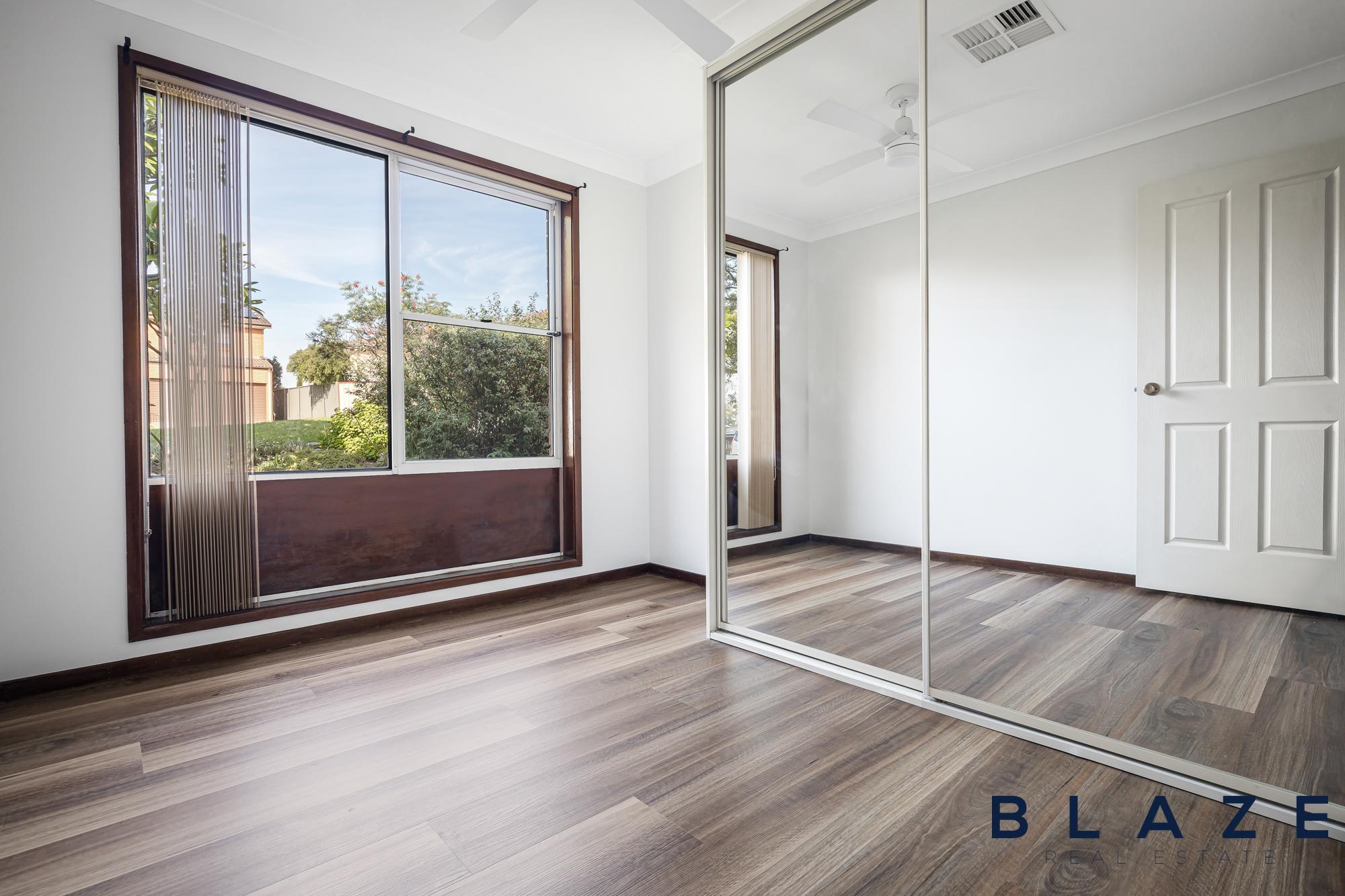 14 Glen Osmond Crescent, Bossley Park - Thumbnail 4
