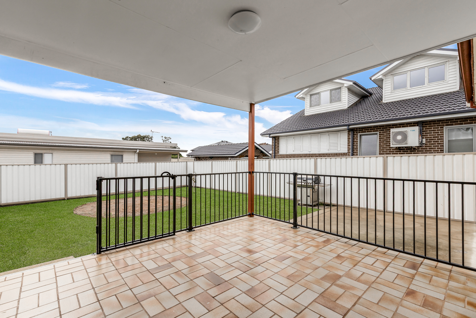 17 Brown Street, Smithfield - Thumbnail 2