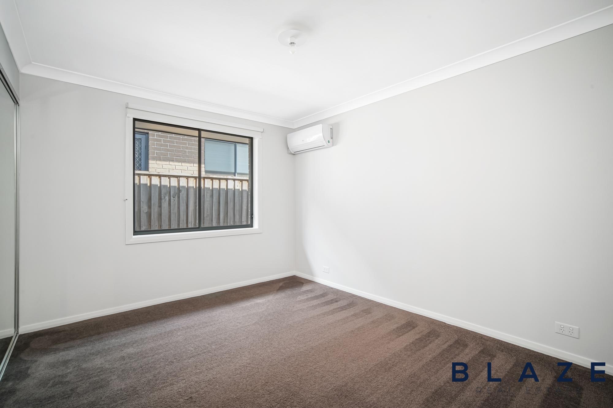 6 Dunell Street, Middleton Grange - Thumbnail 6