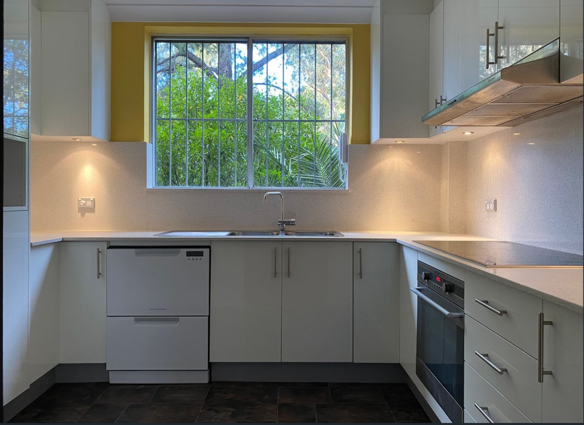 1/8 -10 Ulverstone Street, Fairfield - Thumbnail 6