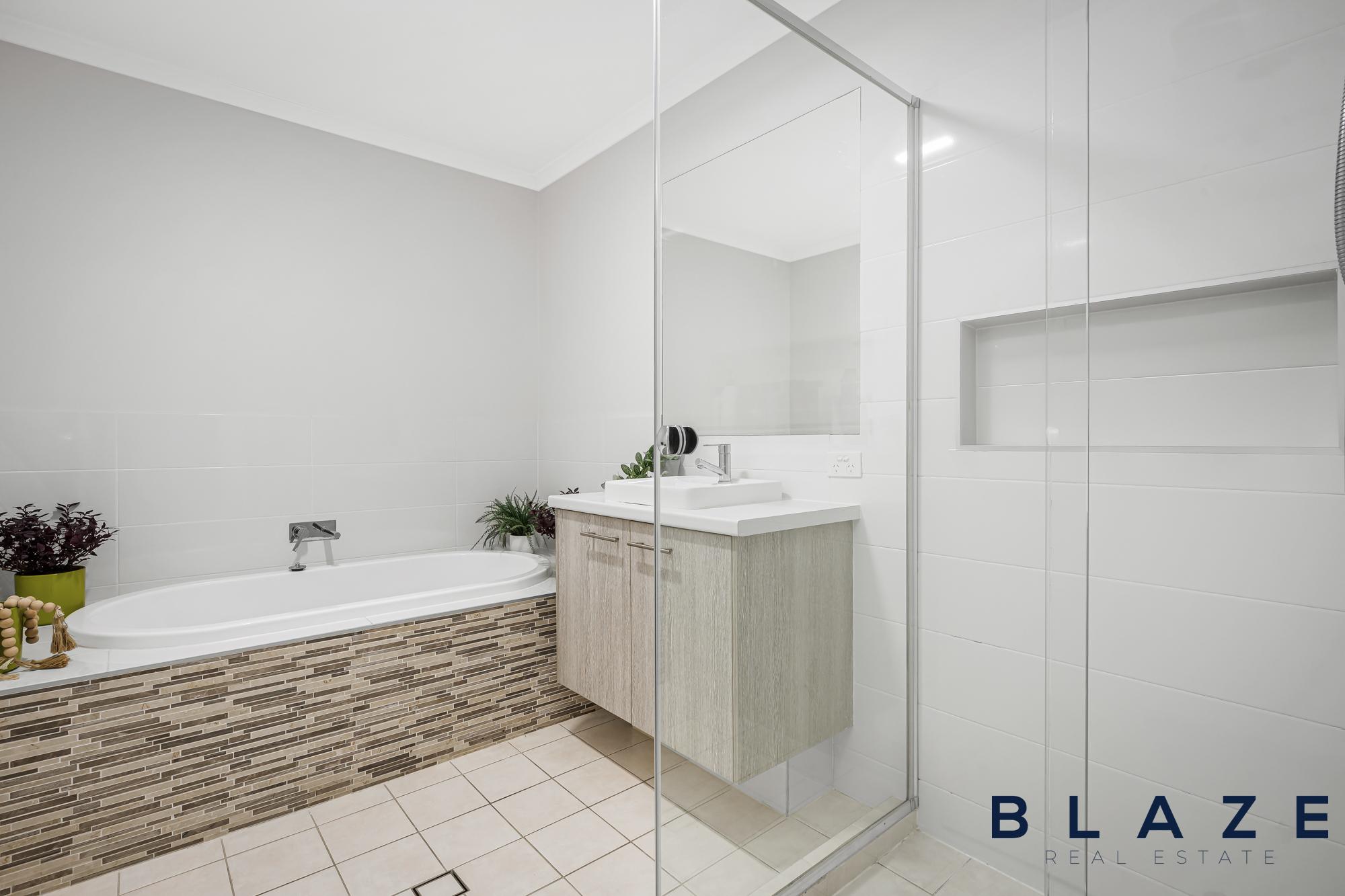 90 Dobroyd Drive, Elizabeth Hills - Thumbnail 7