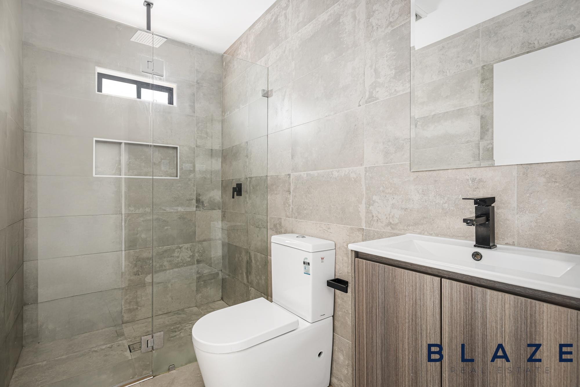 1/20-22 Balanada Avenue, Chipping Norton - Thumbnail 2