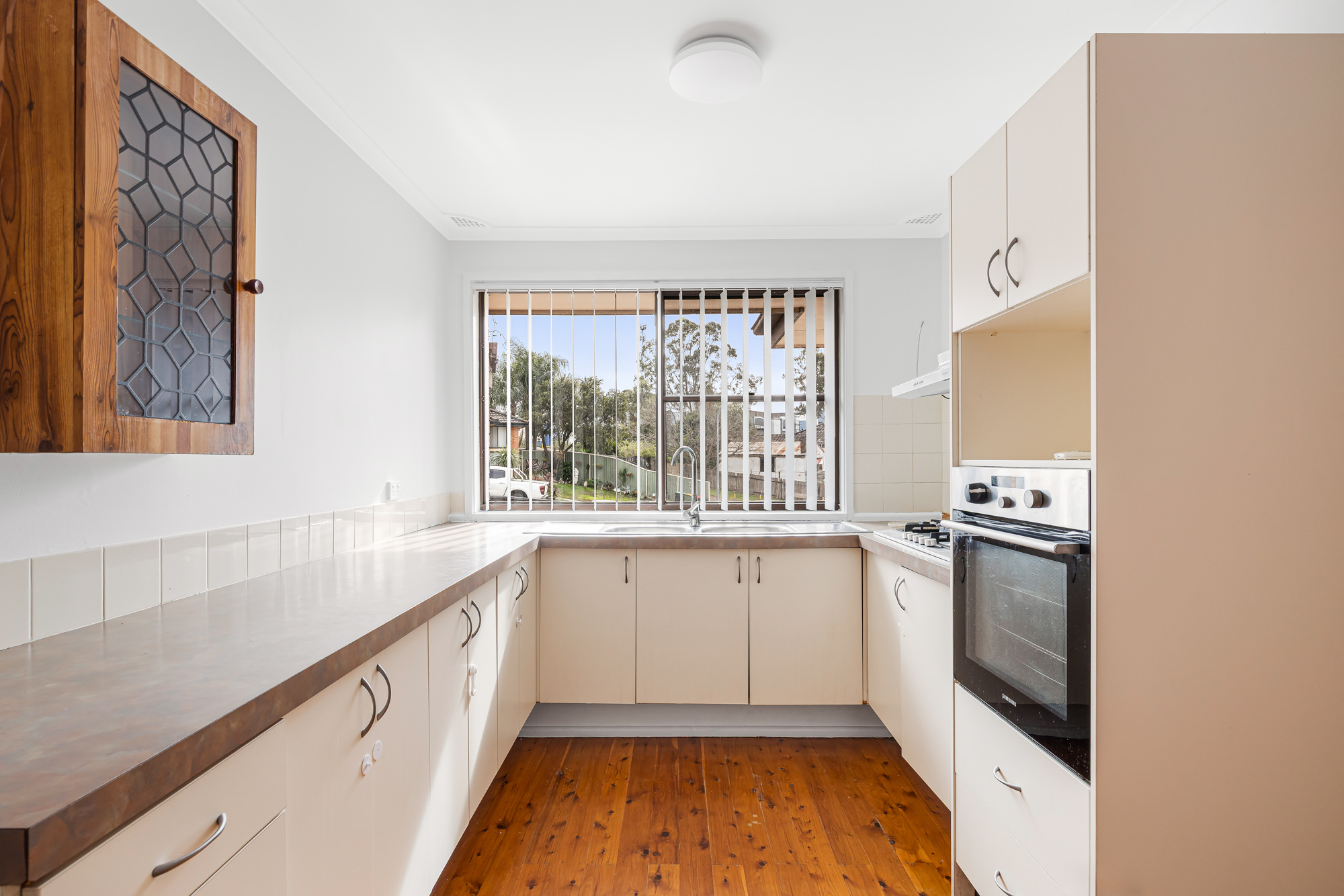 2 Ambon Close, Bossley Park - Thumbnail 7