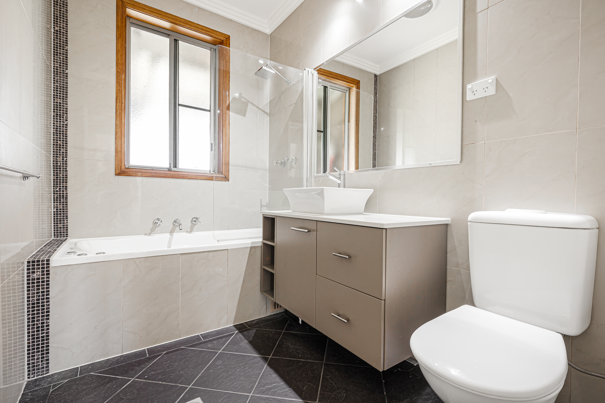 53 Gerald Street, Greystanes - Thumbnail 4